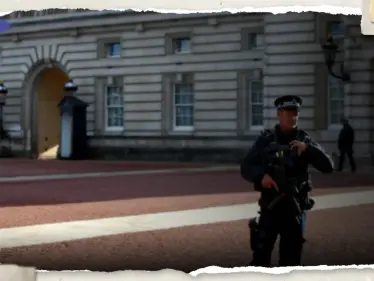 شاهد|| استنفار أمني كبير في لندن.. الشرطة البريطانية تغلق الطرقات وتوقف الحركة حول العاصمة - وكالة ستيب نيوز