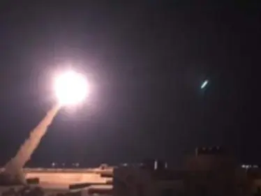 بالفيديو|| قوات سوريا الديمقراطية تطلق حملة عسكرية بديرالزور.. وتكشف أهدافها - وكالة ستيب نيوز