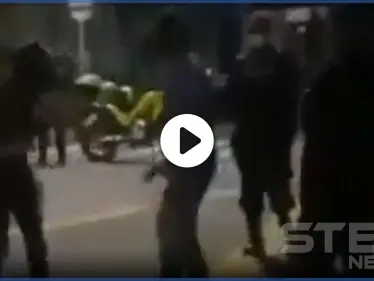 بالفيديو|| أب يجلد ابنته بحزام وسط شوارع كولومبيا وأمام أعين عناصر الشرطة - وكالة ستيب نيوز