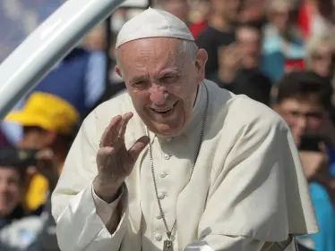 أوّل تعليق لشيخ الأزهر الشريف على زيارة بابا الفاتيكان إلى العراق - وكالة ستيب نيوز