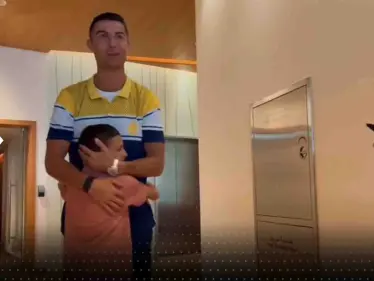 شاهد|| فرحة طفل سوري حققت السعودية حلمه بلقاء رونالدو.. والنجم العالمي يعلق - وكالة ستيب نيوز