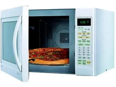 طبيبة تقطع الشك باليقين حول خطورة تسخين الطعام في الميكروويف.. إليك 12 طريقة آمنة لاستخدامها - وكالة ستيب نيوز