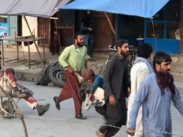 انفجار ضخم جديد يهز كابل وواشنطن تعلن عدد الجنود الأمريكيين الذين سقطوا جرّاء انفجارات اليوم - وكالة ستيب نيوز