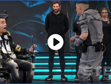 بالفيديو|| بنت الجيران بطريقة جديدة يؤديها حسن شاكوش تحت تأثير أفعى رامز جلال - وكالة ستيب نيوز