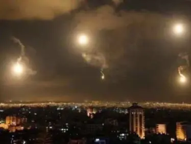 النظام السوري يردّ على القصف الإسرائيلي بـ "بيان عاجل" ويتوجّه لمجلس الأمن بطلب مستعجل - وكالة ستيب نيوز