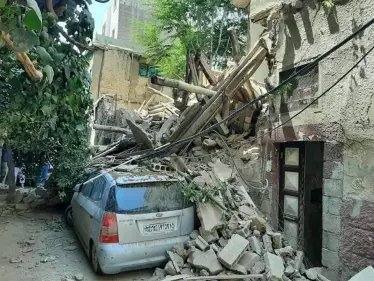 شاهد بالصور: إنهيار منزل دمشقي في منطقة باب مصلى بالعاصمة دمشق - وكالة ستيب نيوز