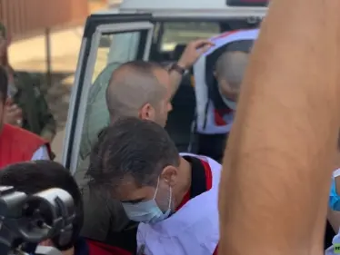 عملية تبادل الأسرى المحتجزين بين النظام السوري وفصائل المعارضة السورية الموالية لتركيا بمعبر أبو الزندين - وكالة ستيب نيوز