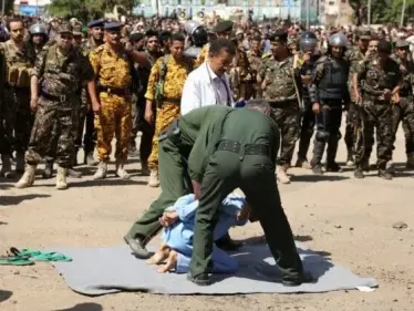 أوّل تعليق للبرلمان اليمني على إعدام ميليشيا الحوثي لـ9 مواطنين وبثّ المشاهد وسط ميدان التحرير - وكالة ستيب نيوز