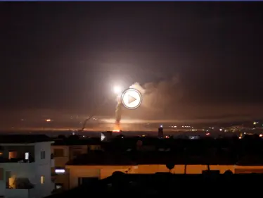 بالفيديو|| مروحيات إسرائيلية تستهدف مواقعاً في القنيطرة ومصادر تكشف الأهداف والنتائج بعد الضوء الأخضر الروسي - وكالة ستيب نيوز