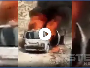 بالفيديو || تلبية لدعوات المقاطعة.. أردني يضرم النار بسيارته الفرنسية نصرة للنبي الكريم - وكالة ستيب نيوز