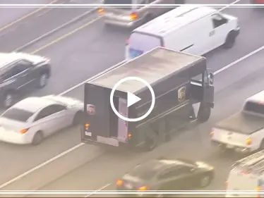 بالفيديو || مطاردة شاحنة مسروقة في فلوريدا تنتهي بمقتل 4 أشخاص - وكالة ستيب نيوز