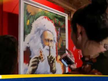 بوتين بزي سانتا كلوز.. رسائل سياسية بهدايا رمزية وموقف لافت من كييف - وكالة ستيب نيوز