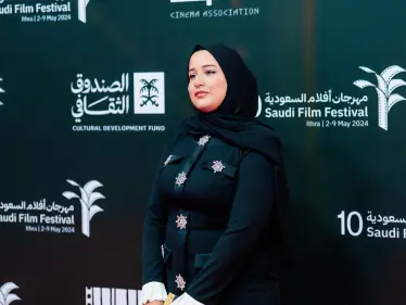 "درب زبيدة" يقود مخرجة سورية شابة إلى السجادة الحمراء.. من هي دنيا العطوة؟ - وكالة ستيب نيوز