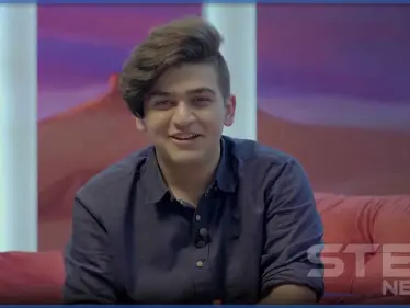 بالفيديو|| "مداعبات وقبلات" هذا ما فعله "شهاب ملح الانستغرام" مع ابنة عمّته أمام الكاميرا - وكالة ستيب نيوز