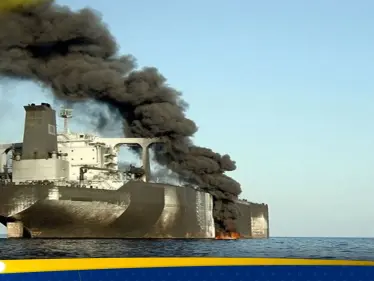 الحوثيون يعلنون تنفيذ هجمات عسكرية على سفن أمريكية وإسرائيلية ومواقع 