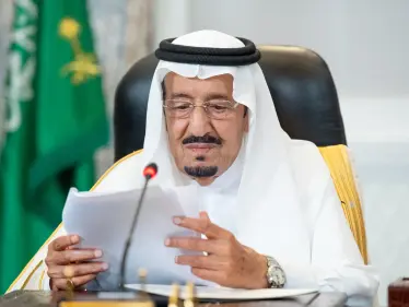 الملك سلمان يتحدث عن ثلاث ملفات هامة.. ويوضح موقف بلاده من امتلاك إيران لأسلحة نووية - وكالة ستيب نيوز