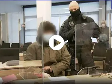 بالفيديو|| محاكمة لاجئ سوري في ألمانيا اعتدى على سائحين وطعنهما - وكالة ستيب نيوز