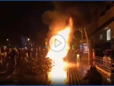 بالفيديو|| تجدد مظاهرات فرنسا.. ومشاهد عنف من الشرطة وسط إطلاق نار كثيف - وكالة ستيب نيوز