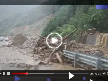 مشاهد "مروعة" لطوفان على طريق سريع بتركيا وتحذير 10 ولايات من القادم - وكالة ستيب نيوز