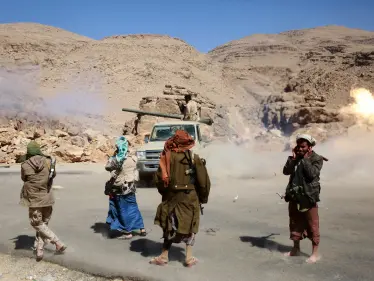 المبعوث الأممي إلى اليمن يناقش فرص وقف إطلاق النار في مأرب والتحالف العربي ينشر صوراً لاستهداف الحوثيين (فيديو) - وكالة ستيب نيوز