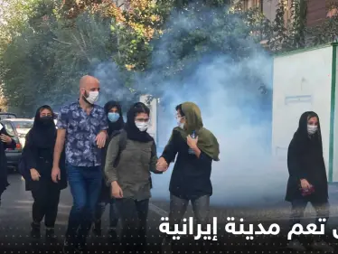 "فوضى وإطلاق نار".. متظاهرون يقتحمون مباني حكومية بمدينة إيرانية - وكالة ستيب نيوز