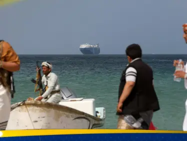 بصاروخين من الحوثي.. تفاصيل محاولة استهداف ناقلة نفط قرب باب المندب - وكالة ستيب نيوز