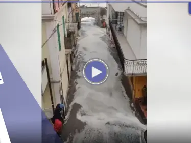 شاهد || فيضانات قوية تجتاح مدينة إيطالية وتخلّف خسائر كبيرة - وكالة ستيب نيوز