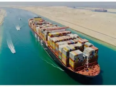 آخر تطورات السفينة الجانحة.. مميش يكشف الجهة التي ستحقق في حادثة قناة السويس - وكالة ستيب نيوز