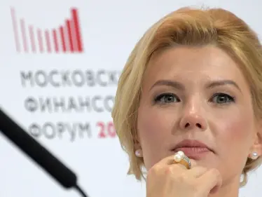 روسيا تعلن القبض على نائبة رئيس أكبر بنك بعد فرارها مع آلاف الدولارات - وكالة ستيب نيوز