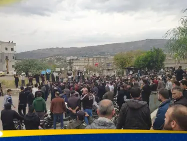 مظاهرات واعتصامات بعدة مناطق سورية تطالب بوقف 