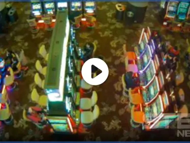 بالفيديو|| كاميرا مراقبة ترصد طفلة تقامر باحترافية في كازينو بـ سيدني.. والسلطات تتحرك - وكالة ستيب نيوز