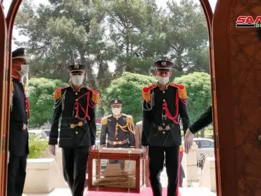 المحكمة الدستورية العليا في سوريا تستلم طلبات الترشيح وتحدد مدة إقرار من سيكمل مشوار الانتخابات (صور) - وكالة ستيب نيوز