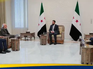 الشرع يستقبل جنبلاط.. ومصدر يكشف ماذا طلب الأخير - وكالة ستيب نيوز