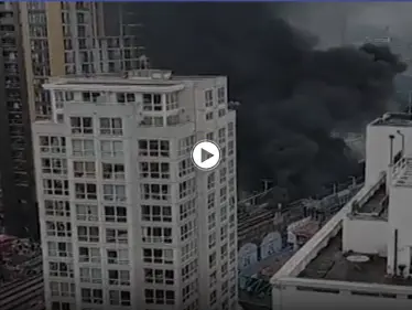 بالفيديو|| انفجار هائل في لندن وكرة نار توقف محطة قطار وشهود عيان يروون لحظات الذعر - وكالة ستيب نيوز