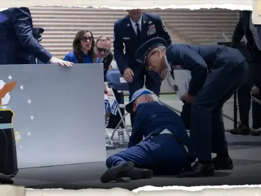 زوجته بالأردن لحضور زفاف ولي العهد وهو سقط بعنف.. موقف محرج جديد لبايدن - وكالة ستيب نيوز