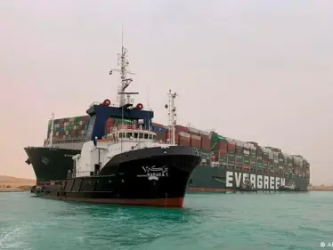 مالك السفينة "إيفر جيفن" يرفع دعوى ضد هذه الجهة لجنوحها في قناة السويس - وكالة ستيب نيوز
