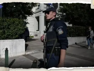 اليونانيون غاضبون.. بطاقات هوية جديدة للتنصت و"التحكم بالعقول"! - وكالة ستيب نيوز