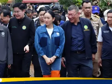 رئيسة وزراء تايلاند في ورطة بعد تسريب حديثها مع زعيم كمبوديا - وكالة ستيب نيوز