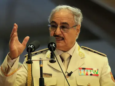 حفتر يترشح رسمياً لرئاسة ليبيا.. وفي أوّل كلمةٍ له وعد بفعل 3 أمور حال فوزه - وكالة ستيب نيوز