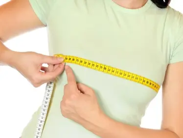 تجميل الصدر لدى النساء..الأسباب والأنواع والتكلفة مع المخاطر والآثار الجانبية - وكالة ستيب نيوز