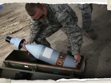 روسيا تكشف ما ستفعله بقذائف اليورانيوم الأمريكية فور وصولها إلى أوكرانيا - وكالة ستيب نيوز