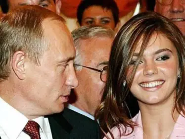 ثاني رد رسمي على وثائق باندورا من الكرملين حول التسريبات عن الرئيس بوتين وعشيقته السرّية - وكالة ستيب نيوز