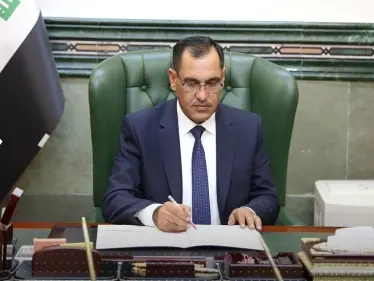 فيديو مسرب لـ وزير عراقي وهو يؤدي القسم يثير ضجة.. ومطالبات بفتح تحقيق - وكالة ستيب نيوز