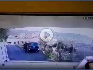 فيديو يوثّق لحظة إقدام مجهولين على إنهاء حياة مصور لبناني.. ما علاقته بانفجار مرفأ بيروت - وكالة ستيب نيوز