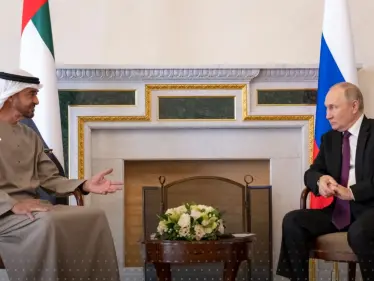 بالفيديو|| بوتين يشكر بن زايد باللغة العربية.. والمترجم يُسقط كلمة "مهمة" من حديثهما - وكالة ستيب نيوز