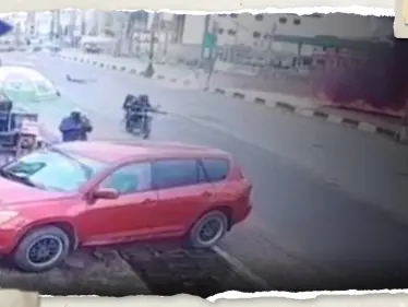 بالفيديو|| لحظة سقوط طائرة مدنية تحولت لكرة لهب في شوارع مدينة نيجيرية - وكالة ستيب نيوز