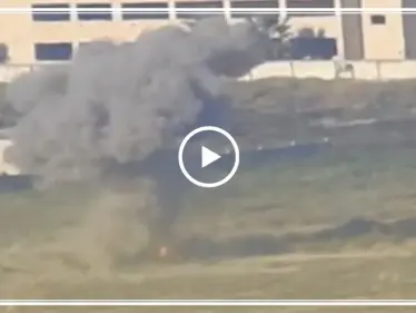 فصائل المعارضة السورية تُدمر مدفع لقوات النظام بصاروخ مضاد للدروع غربي حماة(فيديو) - وكالة ستيب نيوز