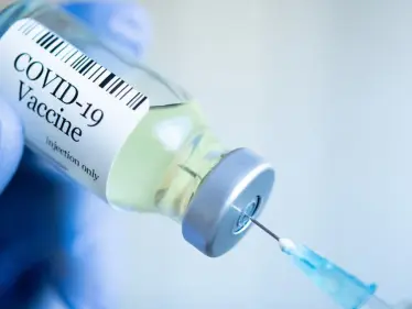 هيئة الغذاء والدواء الأمريكية تدعو لوقف استخدام أحد لقاحات كورونا بعد تسجيل إصابات بجلطات دموية - وكالة ستيب نيوز