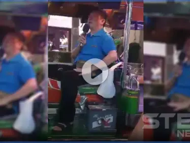 بالفيديو|| صيني يغني لـ محمد عبده.. وتركي آل الشيخ يعلّق "راحت عليك يا أبو نوره" - وكالة ستيب نيوز