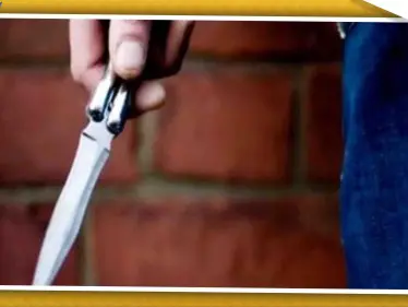 شابة حرّضت أحد أقاربها على قتل أمها بطريقة شنيعة بديرالزور، والتفاصيل - وكالة ستيب نيوز